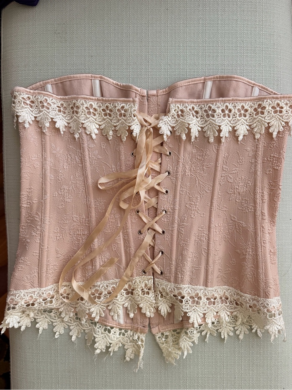 Vintage Lady Lenore Blush Pink Lace Corset Bustier Top Y2K - Picture 3 of 6